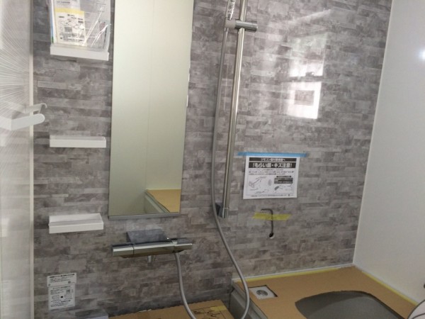TOTO「サザナ」窓が小さくなっても明るく清潔感のある浴室！三木市Y様邸（お風呂リフォーム）