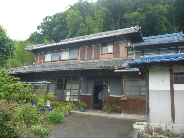 伝統的な日本家屋、屋根葺き替え工事　加西市S様邸（古民家リフォーム）