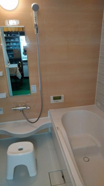 狭いステンレス浴槽・床タイルが剥がれたお風呂を快適なシステムバスに改装　加古川市Ｏ様邸（築39年一戸建て、浴室リフォーム）